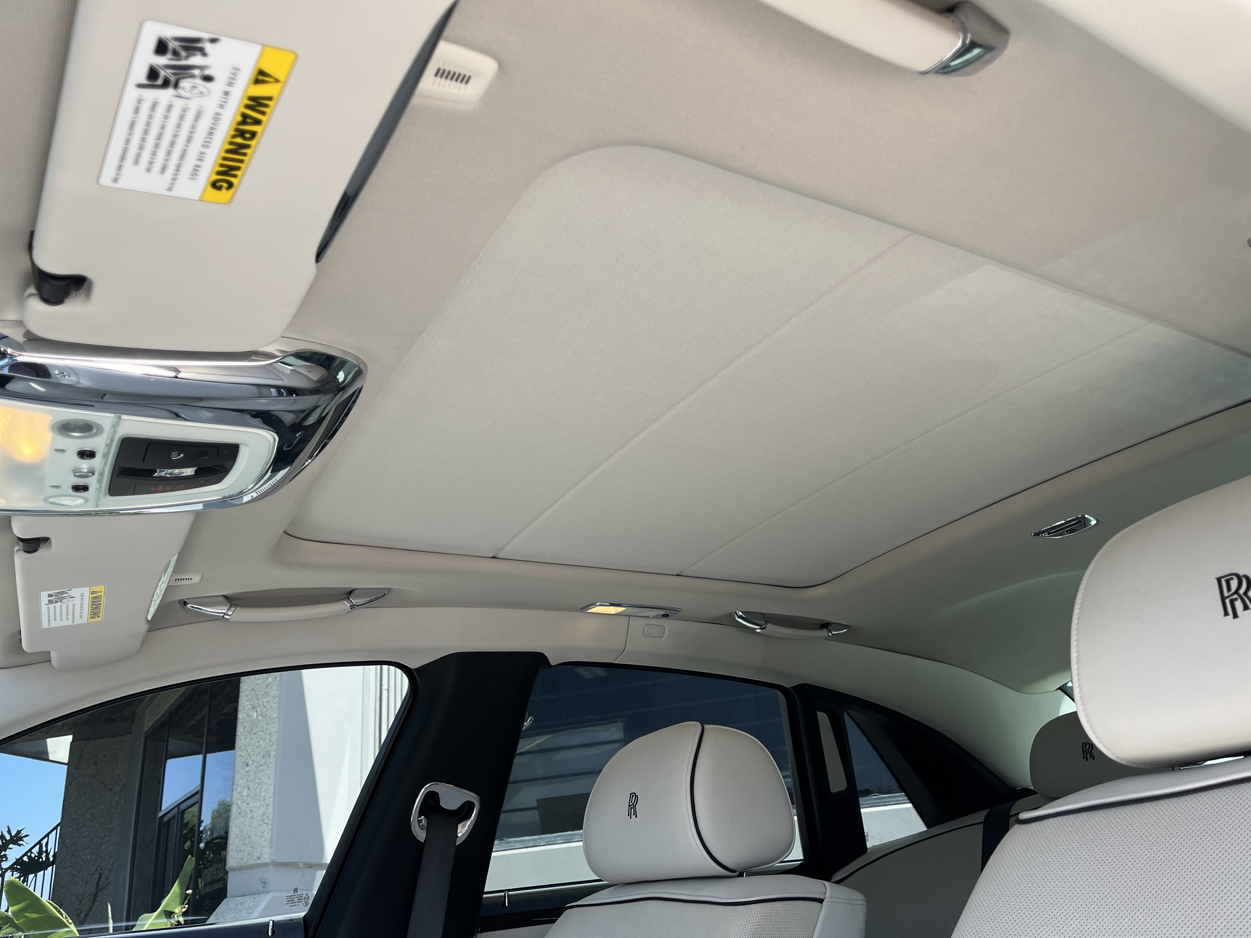 Used 2014 Rolls-Royce Ghost RWD image 8