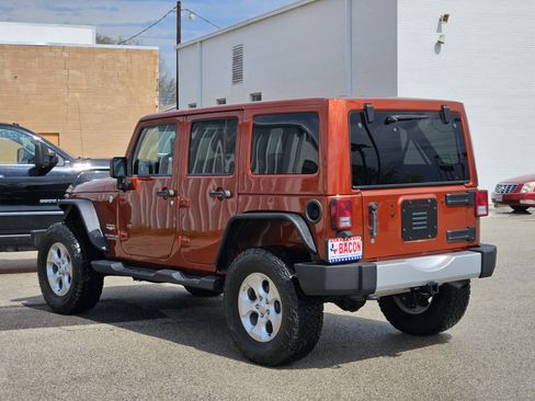 Used 2014 Jeep Wrangler Unlimited Sahara image 4