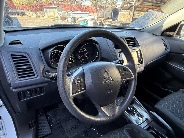 Used 2022 Mitsubishi Outlander Sport SE FWD image 10