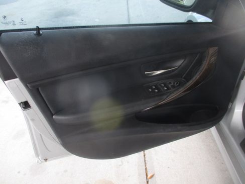 Used 2015 BMW 328i image 12