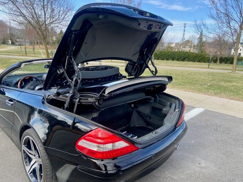 Used 2007 Mercedes-Benz SL 600 image 17