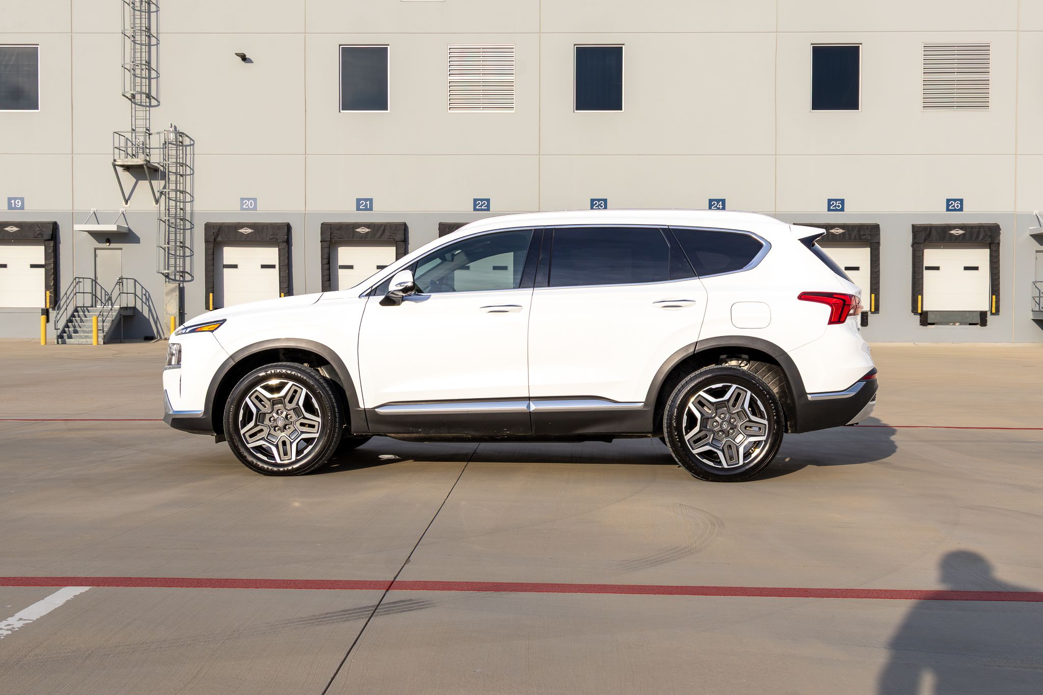 Used 2023 Hyundai Santa Fe AWD SEL Premium Hybrid image 10