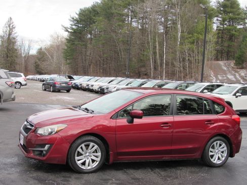 Used 2016 Subaru Impreza 2.0i Premium image 3
