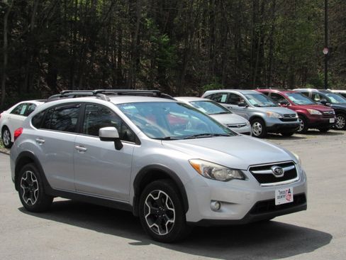 Used 2014 Subaru XV Crosstrek 2.0i Premium AWD/4WD image 12