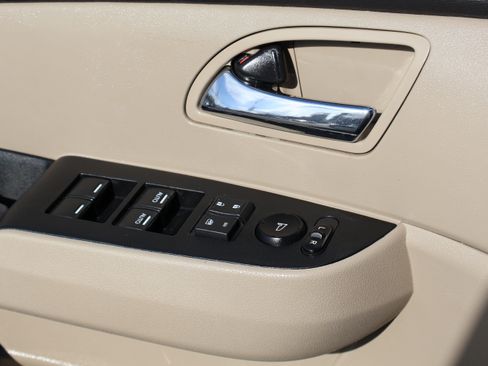 Used 2016 Honda Odyssey EX image 19