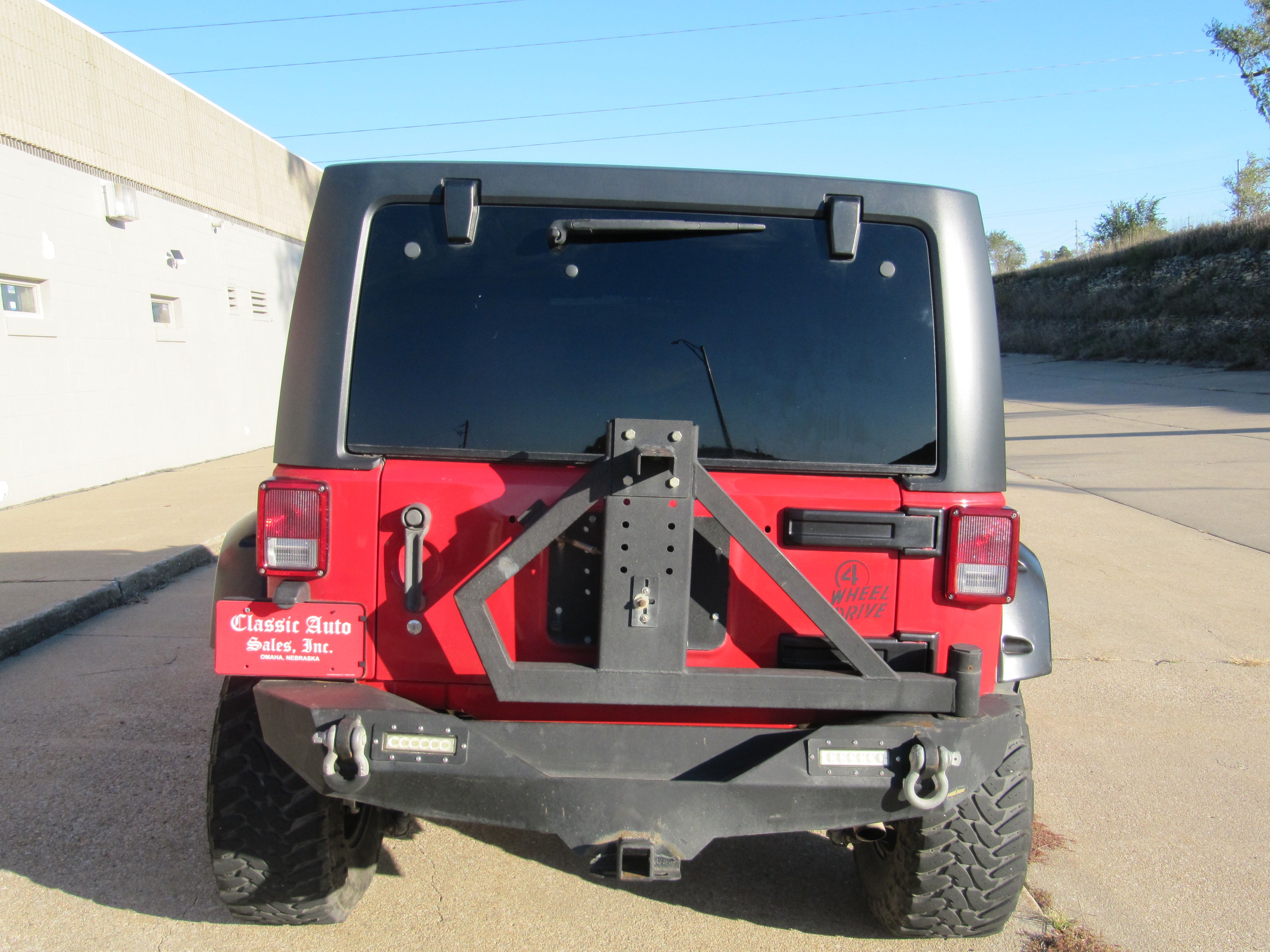 Used 2015 Jeep Wrangler Unlimited Willys Wheeler AWD/4WD image 4
