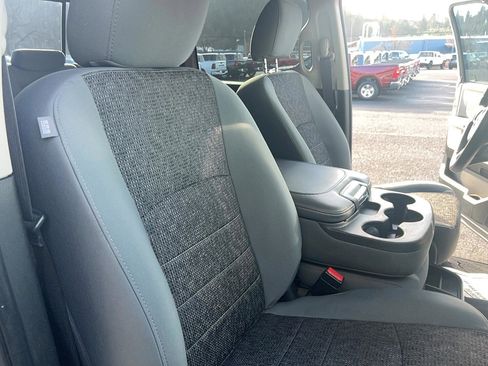 Used 2019 RAM 1500 Big Horn image 27