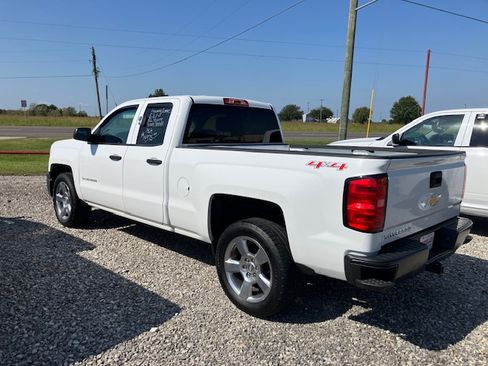 Used 2015 Chevrolet Silverado 1500 image 2