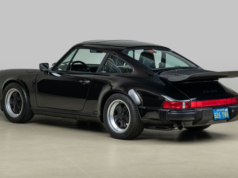 Used 1987 Porsche 911 Carrera Coupe RWD image 4
