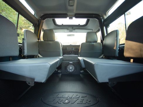Used 1997 Land Rover Defender 90 image 14