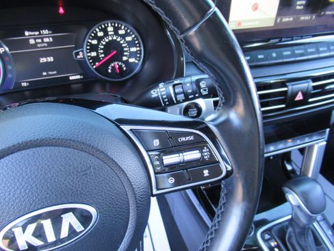 Used 2021 Kia Seltos AWD SX image 19