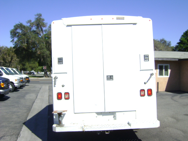 Used 2013 Ford E-350 and Econoline 350 Super Duty RWD image 6