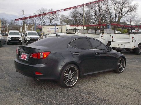 Used 2011 Lexus IS 250 Premium image 4