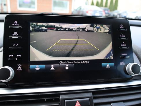 Used 2018 Honda Accord EX-L Hybrid image 26