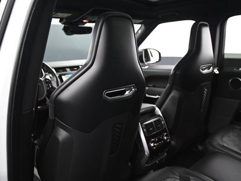 Used 2022 Land Rover Range Rover Sport SVR image 45