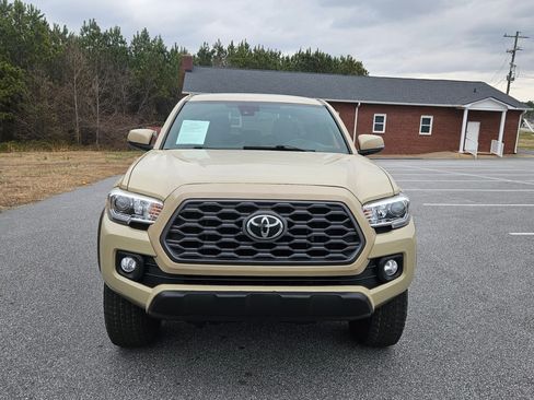 Used 2020 Toyota Tacoma image 7