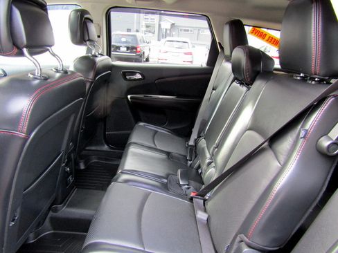 Used 2018 Dodge Journey GT image 23