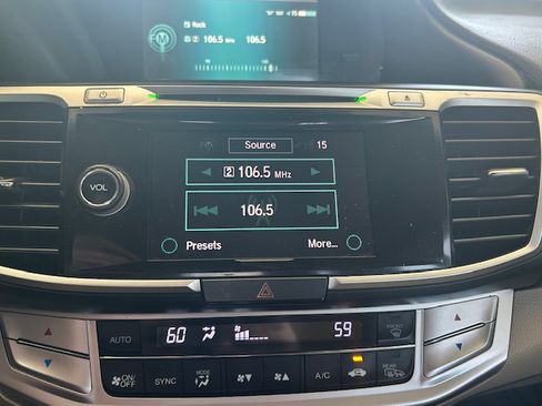 Used 2014 Honda Accord EX-L image 16