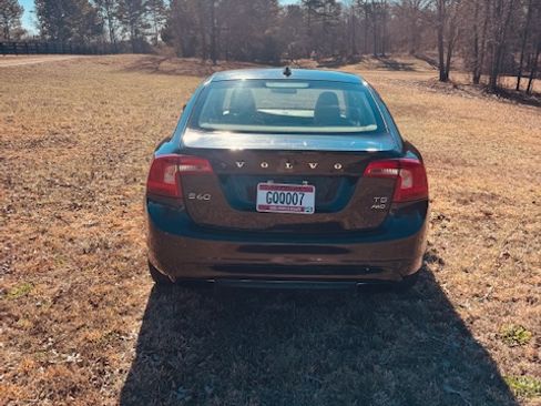 Used 2015 Volvo S60 T5 Platinum image 4