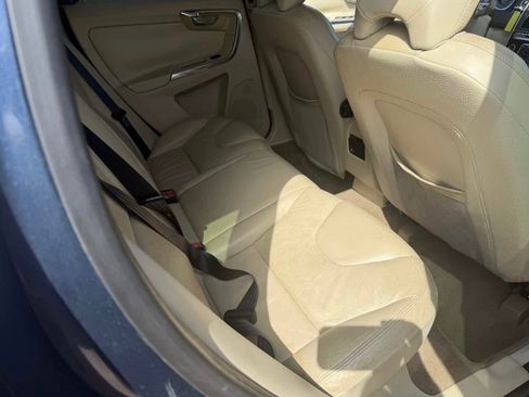 Used 2012 Volvo XC60 FWD 3.2 image 5