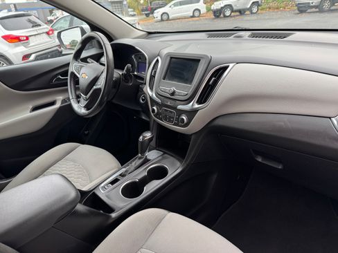 Used 2019 Chevrolet Equinox LT image 14