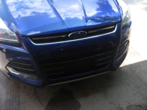 Used 2014 Ford Escape 4WD Titanium image 2