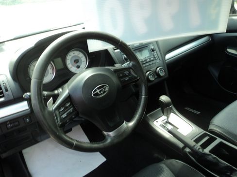 Used 2013 Subaru Impreza 2.0i Sport Premium image 6