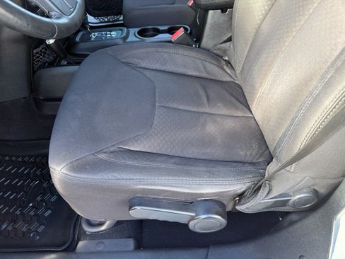 Used 2013 Jeep Wrangler Unlimited Sport image 53