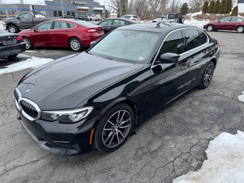 Used 2019 BMW 330i xDrive image 3