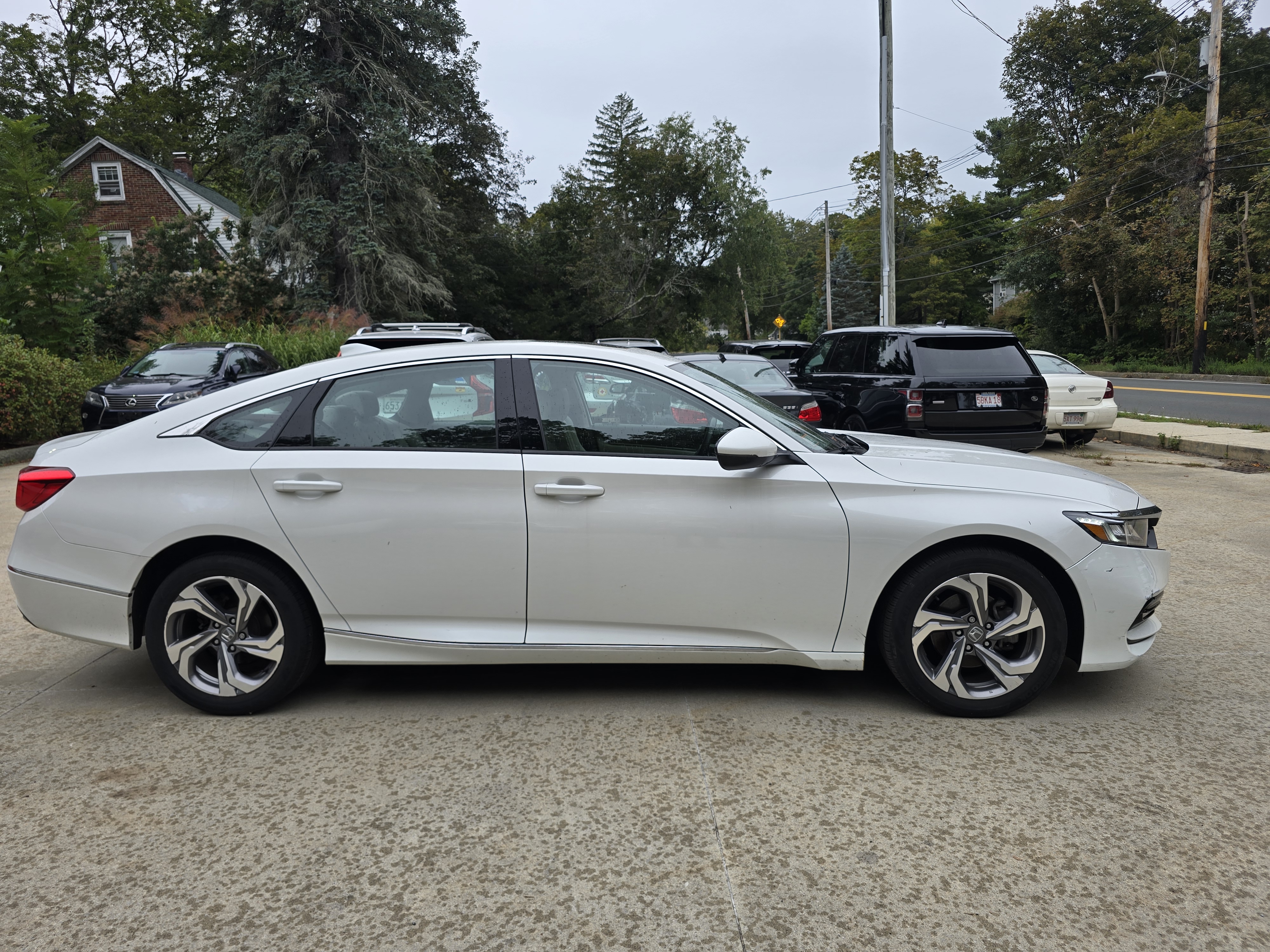 Used 2019 Honda Accord 1.5T EX-L image 2