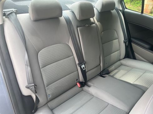 Used 2015 Kia Forte LX image 26