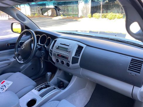 Used 2007 Toyota Tacoma TRD Off-Road image 12