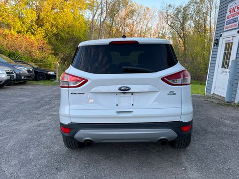Used 2016 Ford Escape 4WD SE image 6