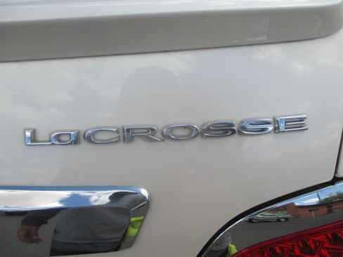 Used 2013 Buick LaCrosse Touring image 11