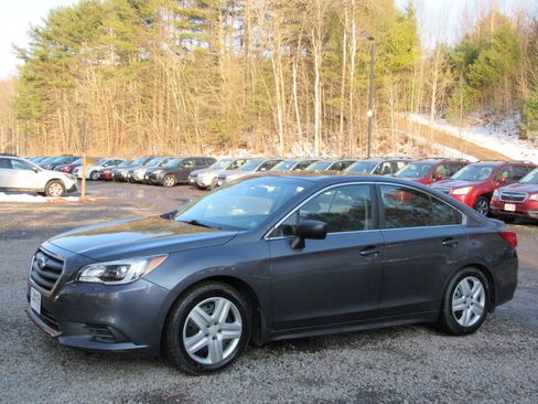Used 2016 Subaru Legacy 2.5i image 1