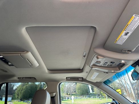 Used 2017 Chevrolet Tahoe Premier image 17