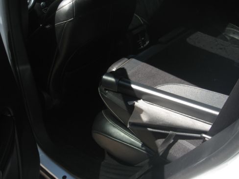Used 2014 Jeep Cherokee 4WD Limited image 7