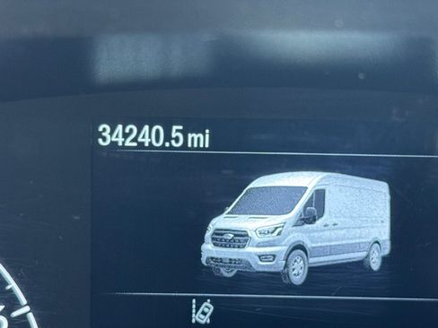 Used 2023 Ford Transit 250 148 Medium Roof RWD image 8