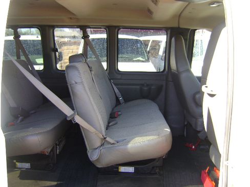 Used 2008 GMC Savana 3500 image 12