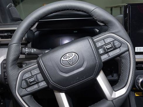 New 2026 Toyota Tacoma 4x4 Double Cab Hybrid image 9