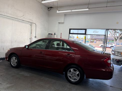 Used 2002 Toyota Camry V6 FWD image 7