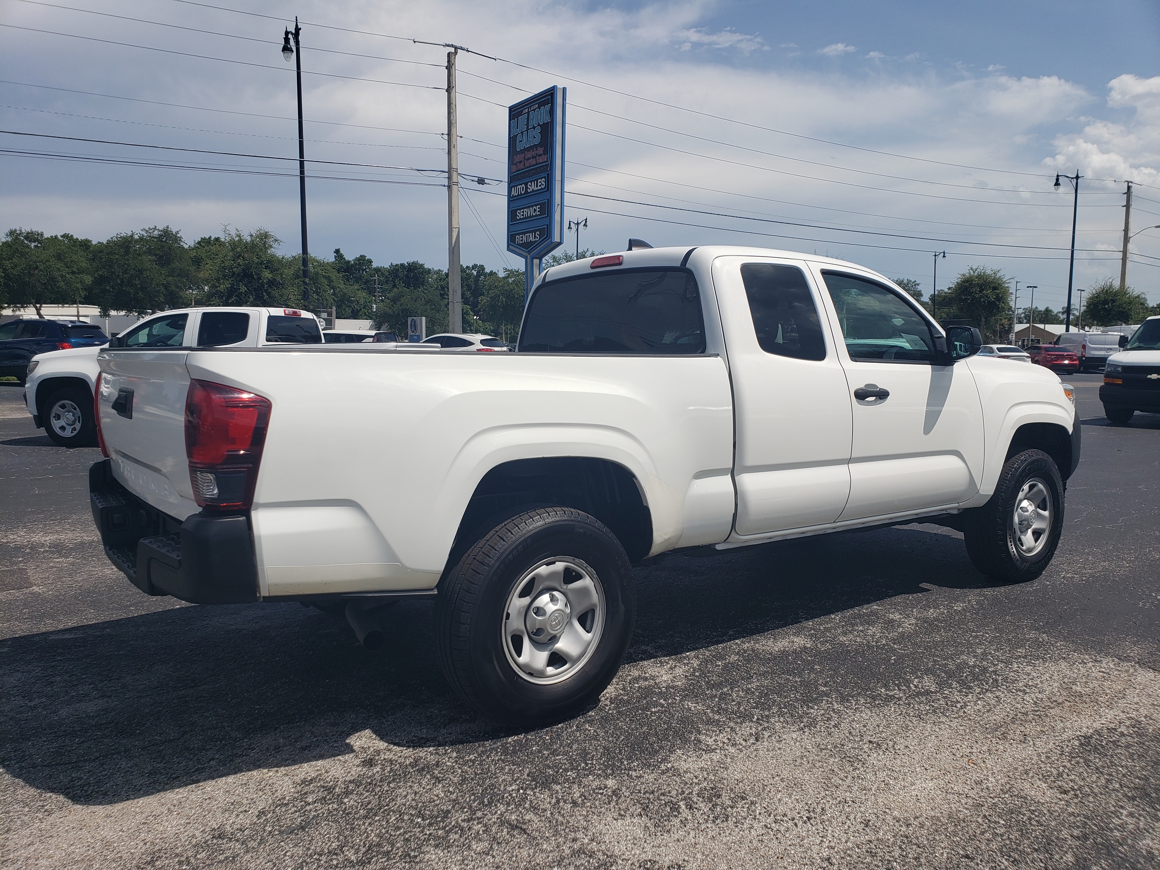 Used 2020 Toyota Tacoma 2WD Access Cab image 5