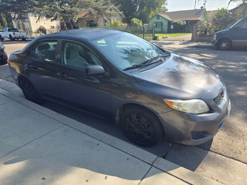 Used 2010 Toyota Corolla image 5