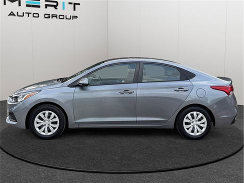 Used 2020 Hyundai Accent SE image 5