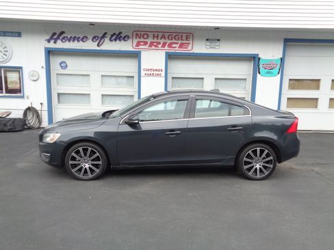 Used 2015 Volvo S60 T5 Premier AWD image 3