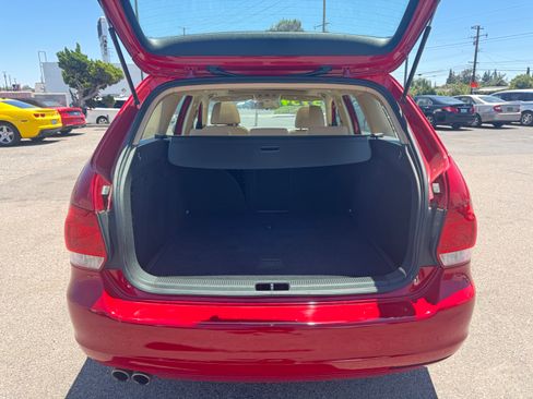 Used 2009 Volkswagen Jetta SE SportWagen FWD image 22