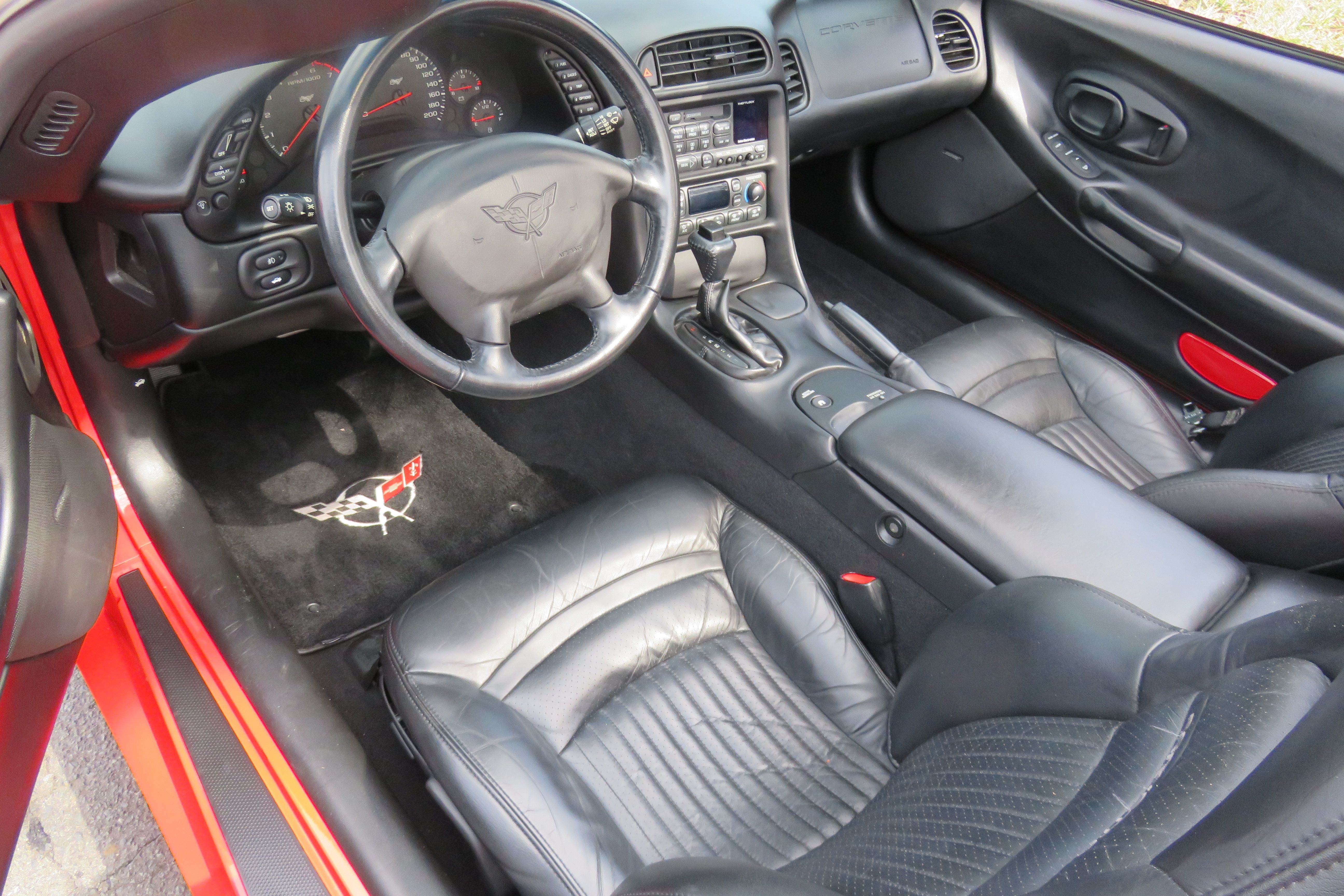 Used 2003 Chevrolet Corvette Convertible RWD image 16