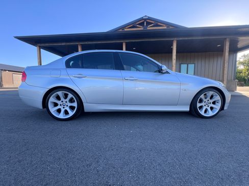 Used 2006 BMW 330i Sedan RWD image 7