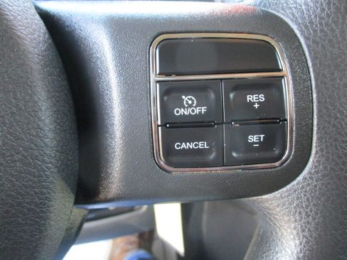 Used 2013 Jeep Patriot Sport image 29