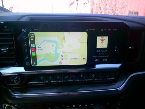 Used 2024 Chevrolet Silverado 2500 LTZ image 17